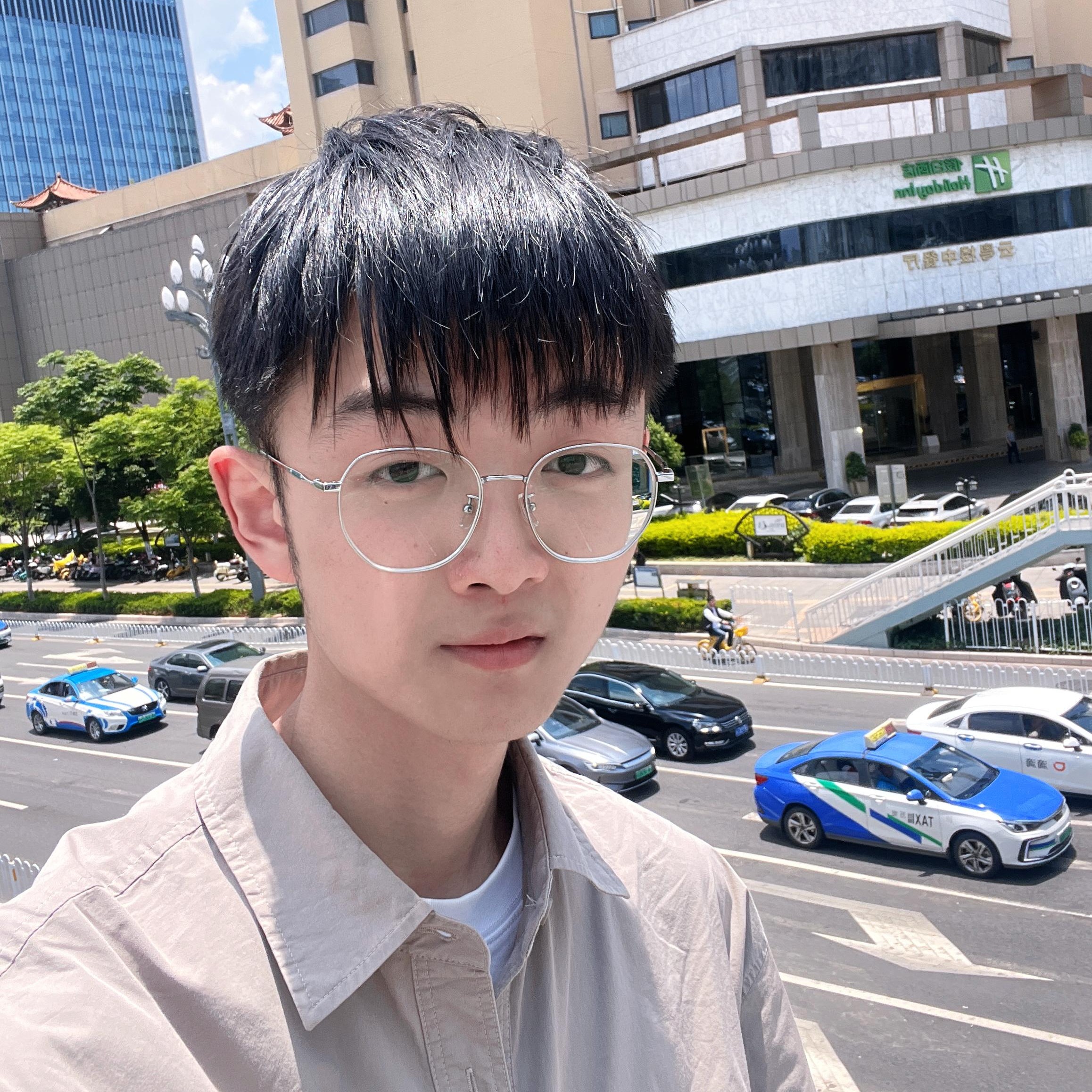Junhua HU